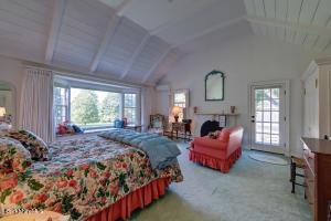 41 Webster Rd, Tyringham, MA 01264 photo 23