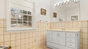 123 Walker St, Lenox, MA 01240 photo 17