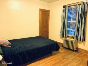 153 E Park Ter, Pittsfield, MA 01201 photo 7