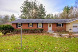 405 Devon Rd, Lee, MA 01238 photo 2