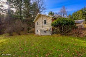 405 Devon Rd, Lee, MA 01238 photo 25