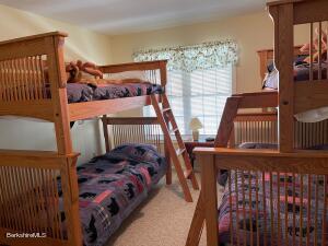 9332 Mountainside Dr, Hancock, MA 01237 photo 4