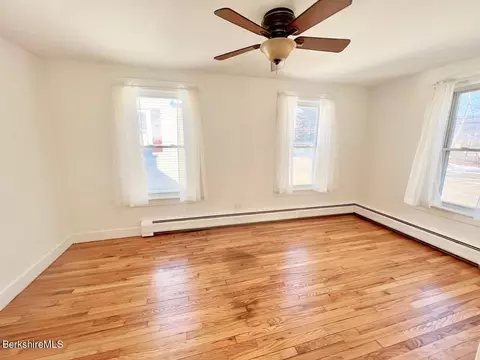 19 Crystal St, Lenox, MA 01240 photo 11