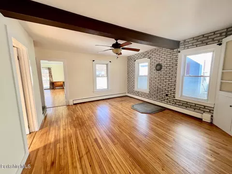 19 Crystal St, Lenox, MA 01240 photo 7