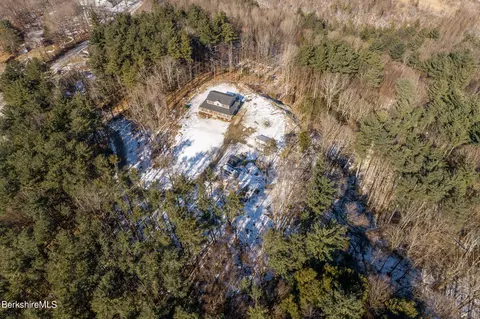 430 Greylock St, Lee, MA 01238 photo 33
