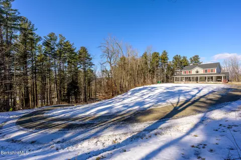 430 Greylock St, Lee, MA 01238 photo 5