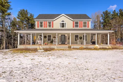 430 Greylock St, Lee, MA 01238 photo 1