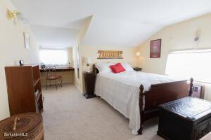 69 Ridge Ave, Pittsfield, MA 01201 photo 31