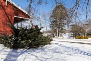 69 Ridge Ave, Pittsfield, MA 01201 photo 6