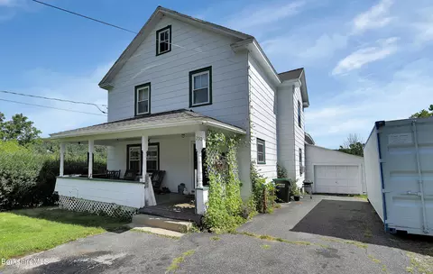 290 Prospect St, Lee, MA 01238 photo 1