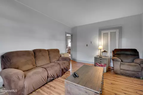 290 Prospect St, Lee, MA 01238 photo 6