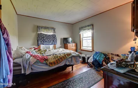 290 Prospect St, Lee, MA 01238 photo 19