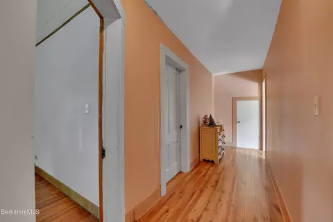 290 Prospect St, Lee, MA 01238 photo 21