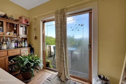 290 Prospect St, Lee, MA 01238 photo 12