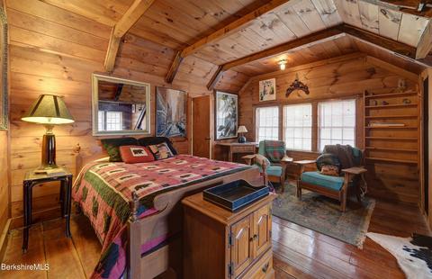 75 Chestnut St, Lee, MA 01238 photo 30