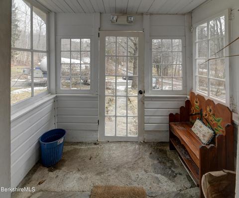 75 Chestnut St, Lee, MA 01238 photo 36
