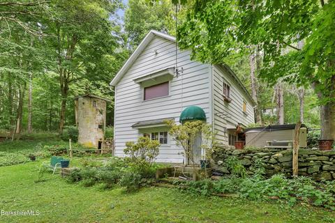 75 Chestnut St, Lee, MA 01238 photo 40