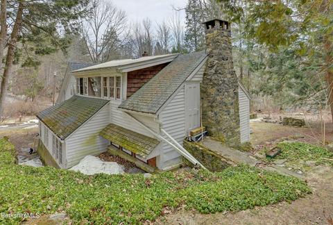 75 Chestnut St, Lee, MA 01238 photo 39