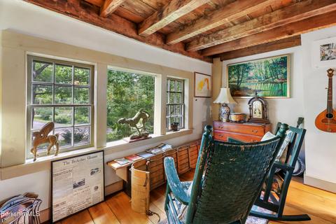75 Chestnut St, Lee, MA 01238 photo 12