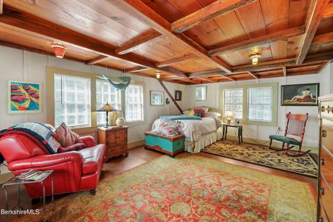 75 Chestnut St, Lee, MA 01238 photo 16