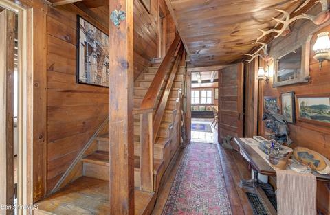 75 Chestnut St, Lee, MA 01238 photo 26