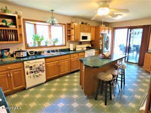33 Spring Rd, Adams, MA 01220 photo 10