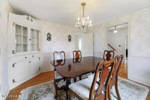 35 Roberta Rd, Pittsfield, MA 01201 photo 5