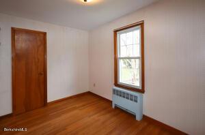 74 Beverly St, Dalton, MA 01226 photo 33