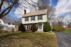 74 Beverly St, Dalton, MA 01226 photo 1