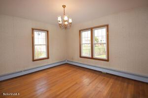 74 Beverly St, Dalton, MA 01226 photo 15