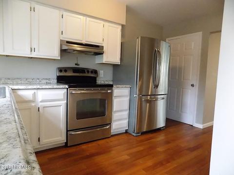 141 Appleton Ave, Pittsfield, MA 01201 photo 10