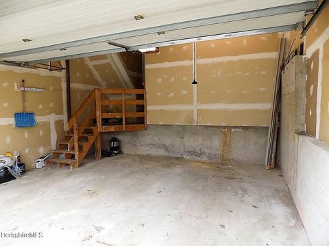 141 Appleton Ave, Pittsfield, MA 01201 photo 27