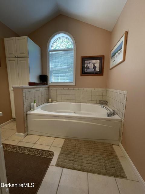9321 Mountainside Dr, Hancock, MA 01237 photo 25
