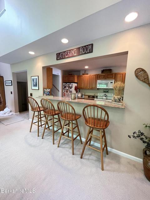 9321 Mountainside Dr, Hancock, MA 01237 photo 18