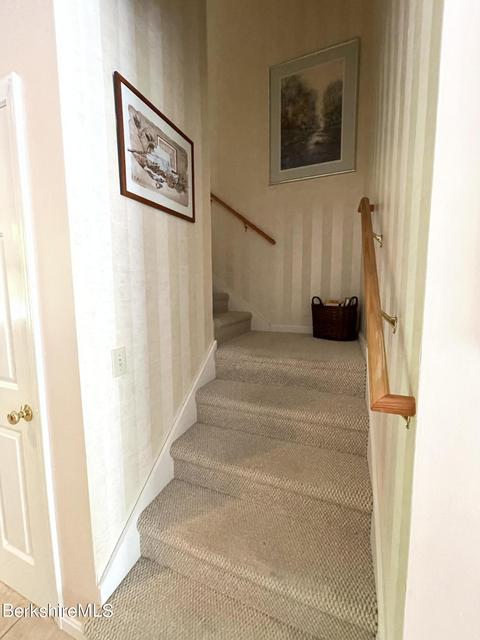 9321 Mountainside Dr, Hancock, MA 01237 photo 20