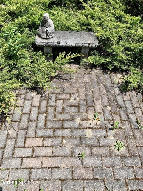 234 E Windsor Rd, Peru, MA 01235 photo 7