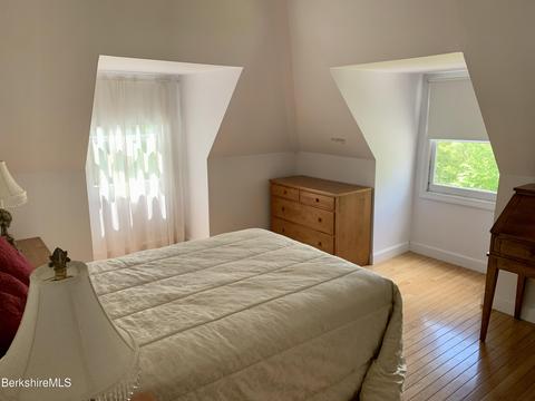 234 E Windsor Rd, Peru, MA 01235 photo 25