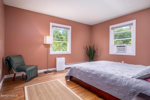 26 Cobble View Rd, Williamstown, MA 01267 photo 15