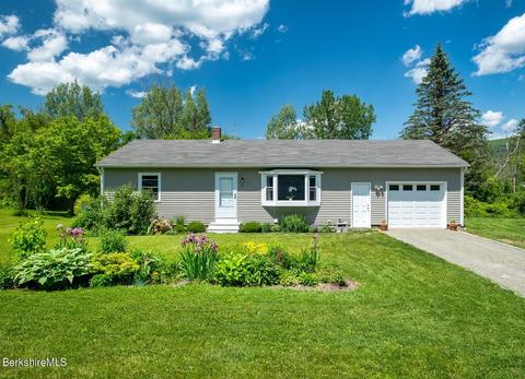 26 Cobble View Rd, Williamstown, MA 01267 photo 1