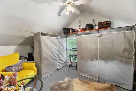 40 Summer St, Lee, MA 01238 photo 6