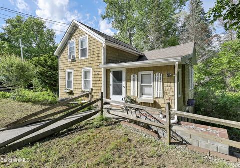 40 Summer St, Lee, MA 01238 photo 3