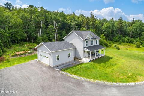 14 E Windsor Rd, Peru, MA 01235 photo 4