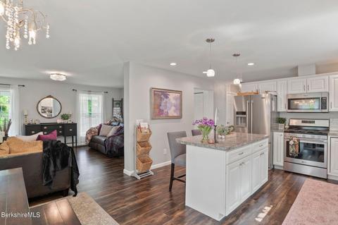 14 E Windsor Rd, Peru, MA 01235 photo 17