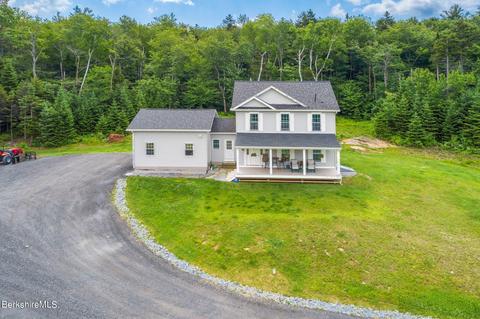 14 E Windsor Rd, Peru, MA 01235 photo 1