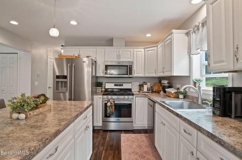 14 E Windsor Rd, Peru, MA 01235 photo 19