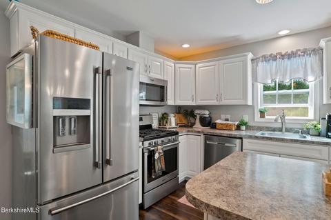 14 E Windsor Rd, Peru, MA 01235 photo 23