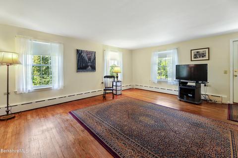 160 Laurel St, Lee, MA 01238 photo 10