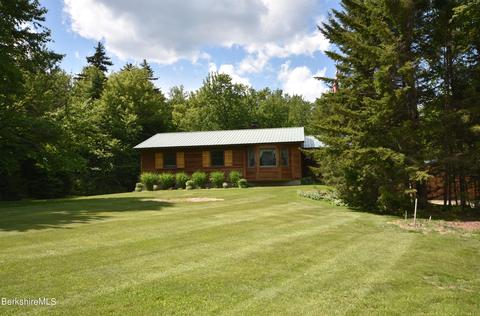 102 Monahan Rd, Windsor, MA 01270 photo 4