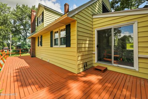 385 East St, Lee, MA 01238 photo 22
