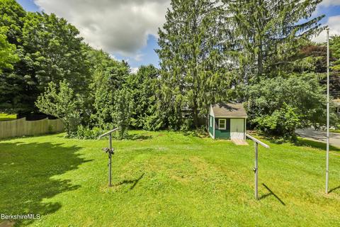 385 East St, Lee, MA 01238 photo 24